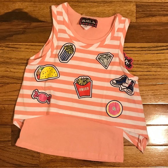 NWT 🍦Treats Top 🍿PRICE IS FIRM 🎉 - Picture 2 of 6